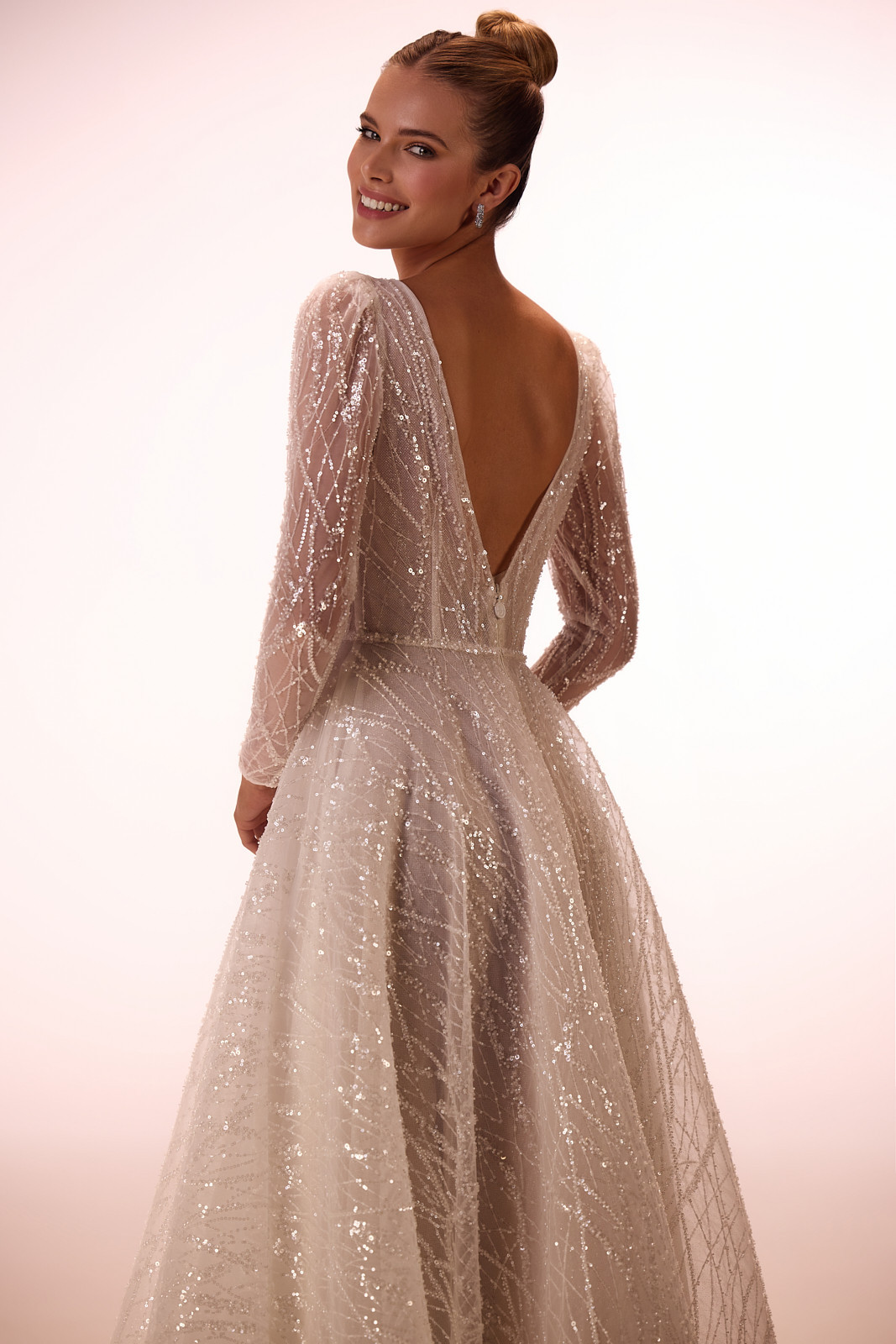 Galia wedding dress back detail