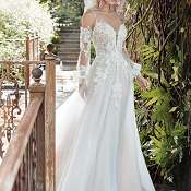 Maggie sottero stevie front